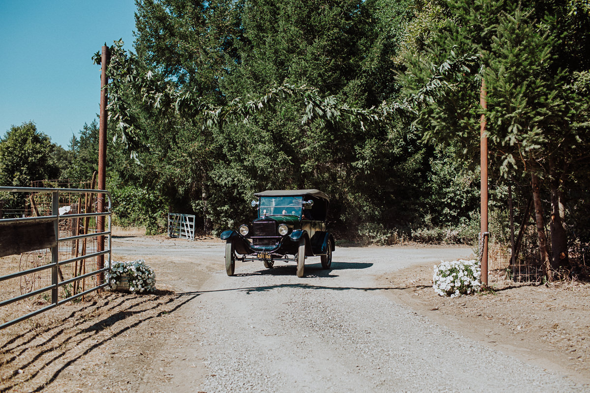 crystal-zeb-garberville-wedding-photographer-3