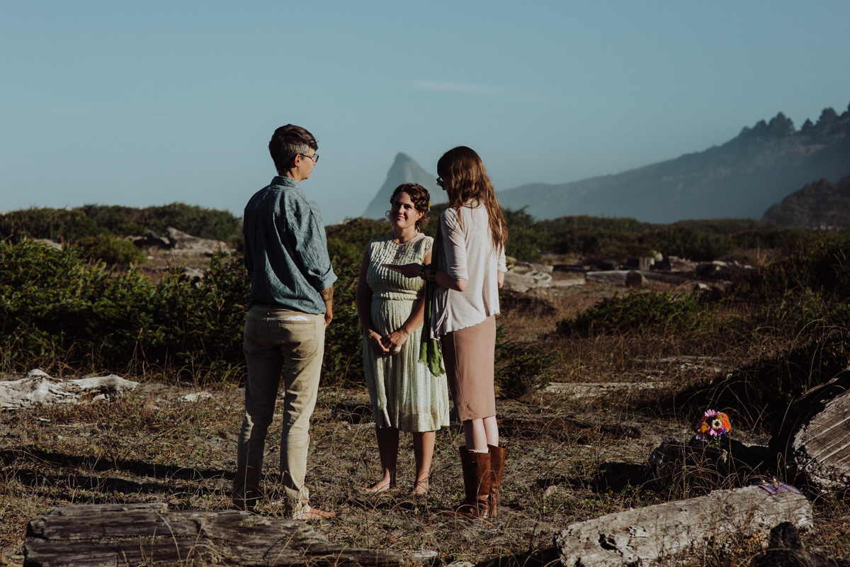 julie-ivy-humboldt-elopement-photographer-19