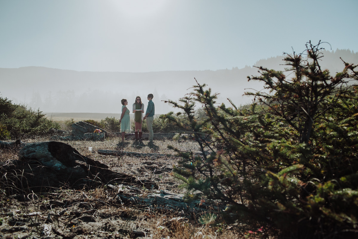 julie-ivy-humboldt-elopement-photographer-21