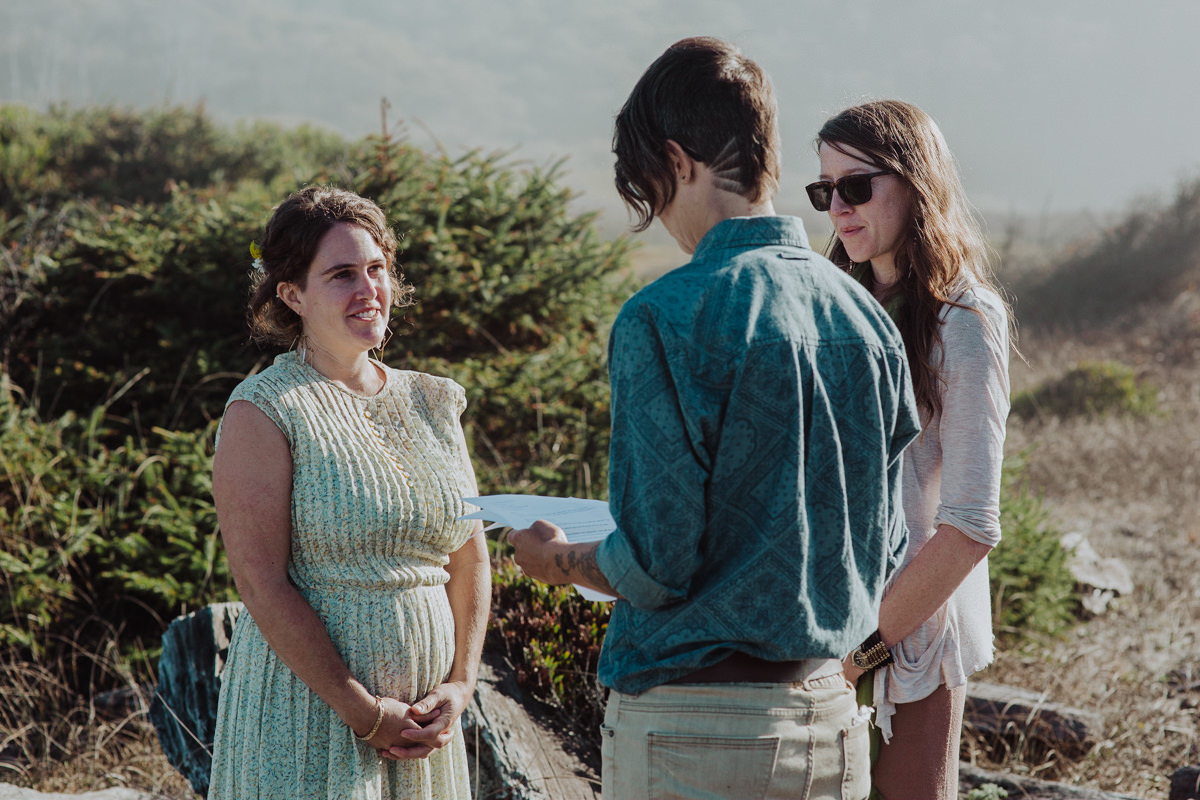 julie-ivy-humboldt-elopement-photographer-22