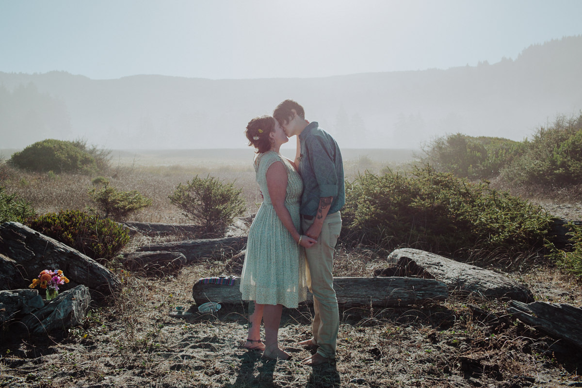 julie-ivy-humboldt-elopement-photographer-26